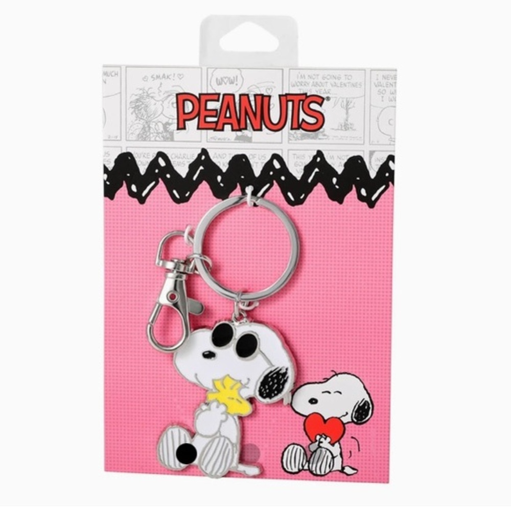 Peanuts nwt Snoopy Keychain